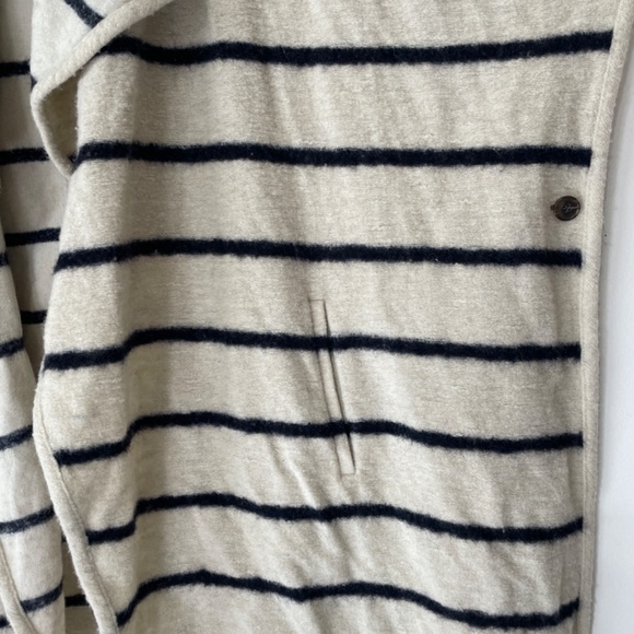 Ann Taylor One‑Size Striped Open‑Front Poncho / Sweater Jacket - Picture 7 of 8